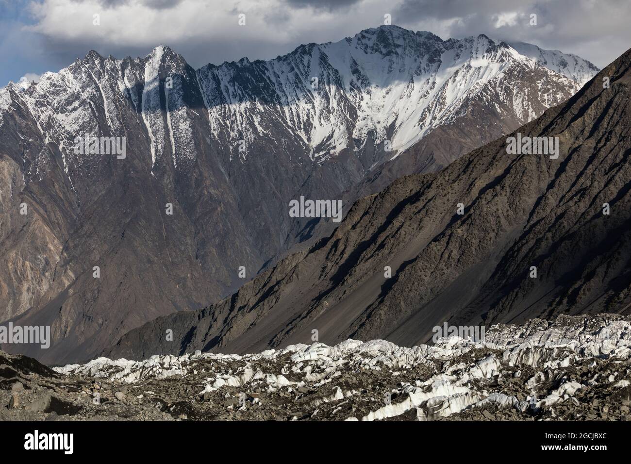 Massive glacier ice field in Karakorum mountains  Stock Photo