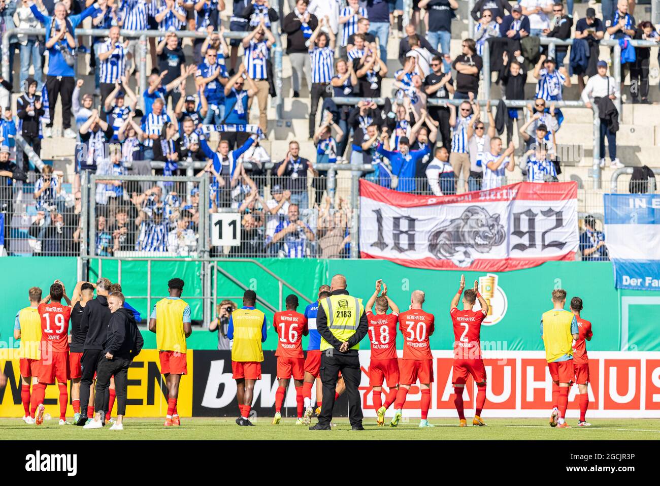 Meppen, Deutschland. 08th Aug, 2021. firo: 08.08.2021, DFB Pokal season  2021/2022, SV Meppen - Hertha BSC Berlin final jubilation Hertha BSC Berlin  fan curve, fan block Credit: dpa/Alamy Live News Stock Photo - Alamy