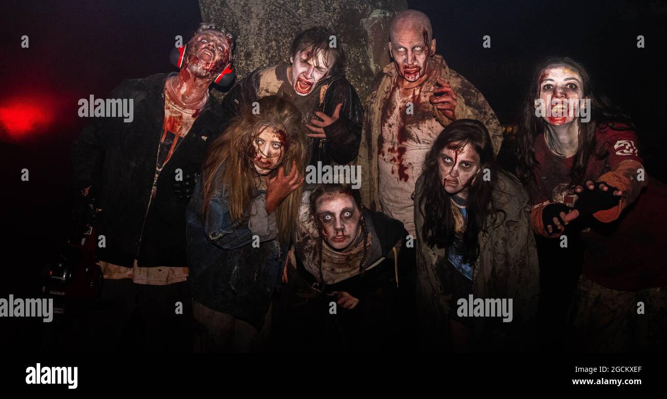 Alton Towers Dark Apocalypse And Freak Show Scare Actors During Halloween Scarefest Event Stock Photo Alamy