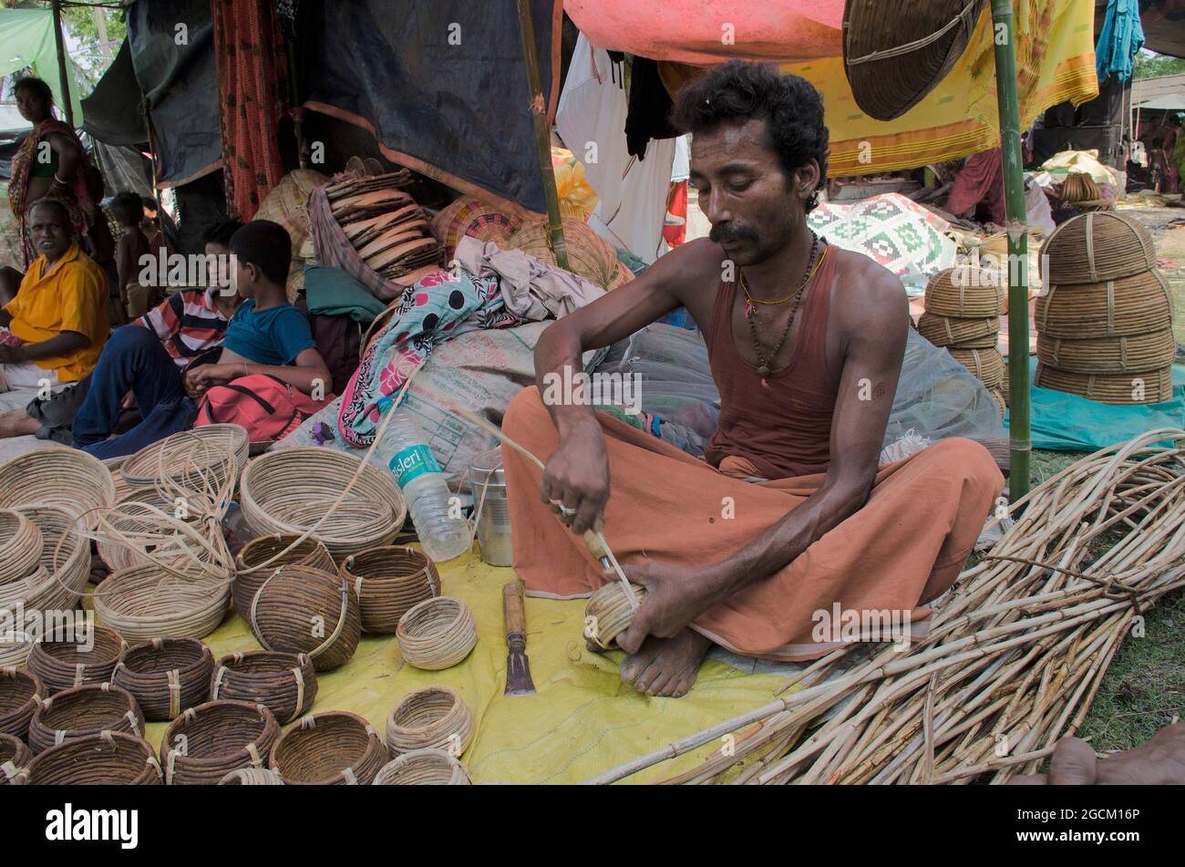 Craftsmen are preparing the cane crafts Stock Photo Alamy