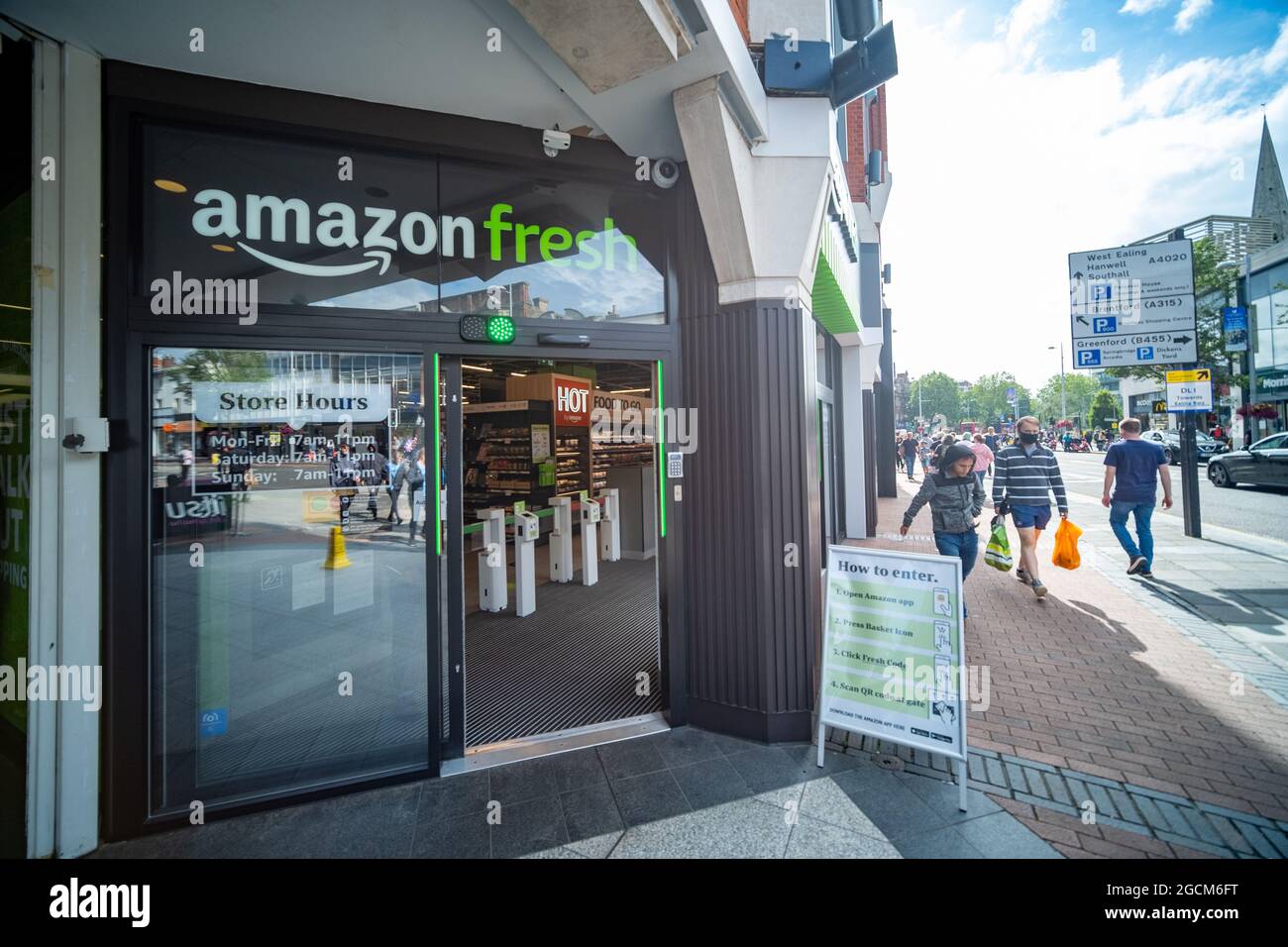 London amazon fresh store hires stock photography and images Alamy