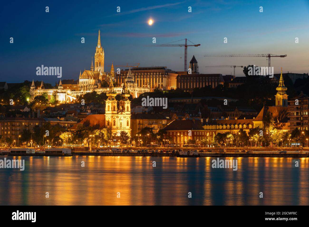 Panoramic night view budapest hi-res stock photography and images - Alamy