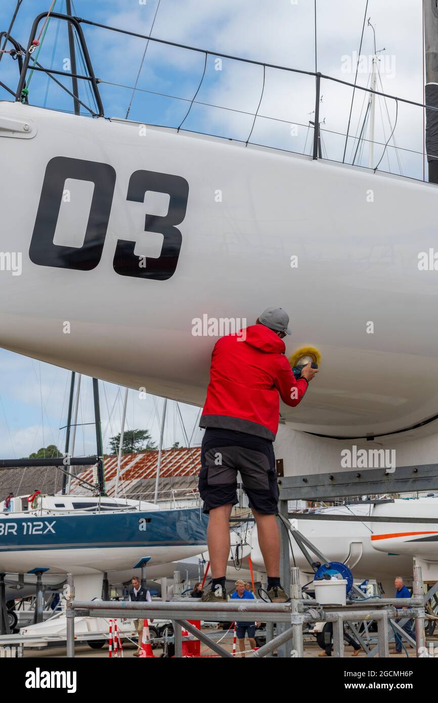 Cleaning day sailer hires stock photography and images Alamy