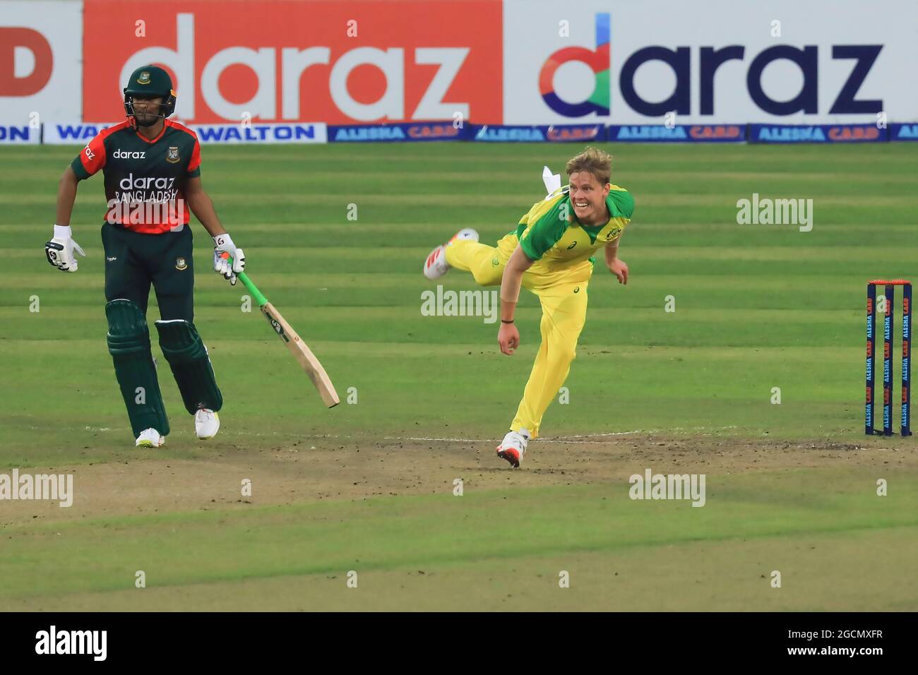 Dhaka, Bangladesh. 09th Aug, 2021. Australian cricket player Nathan Ellis in action during the 5th T20 match between Australia cricket team and Bangladesh at Sher e Bangla National Cricket Stadium. Bangladesh T20 cricket series win against Australia. Credit: SOPA Images Limited/Alamy Live News Stock Photo