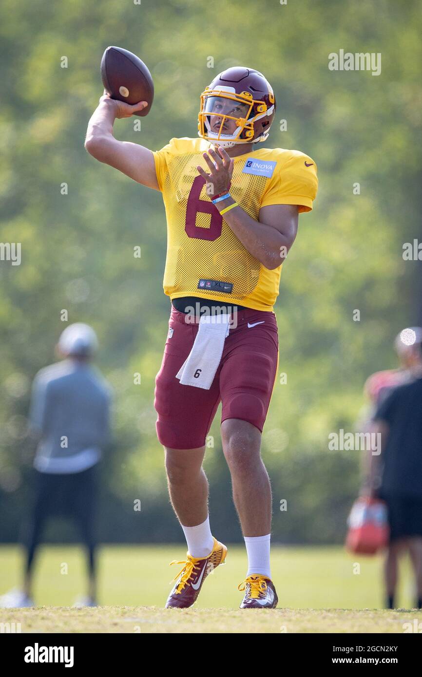 Ashburn Virginia Usa August 9 21 Washington Football Team Quarterback Steven Montez 6 Throws The Ball During The Team S Nfl Football Training Camp Practice At The Washington Football Team Facilities In Ashburn
