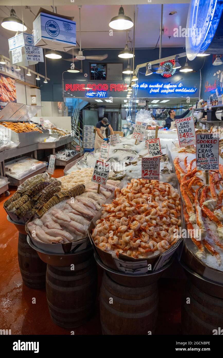 Fish stand, Pike Place market, Seattle, Washington State, USA Stock