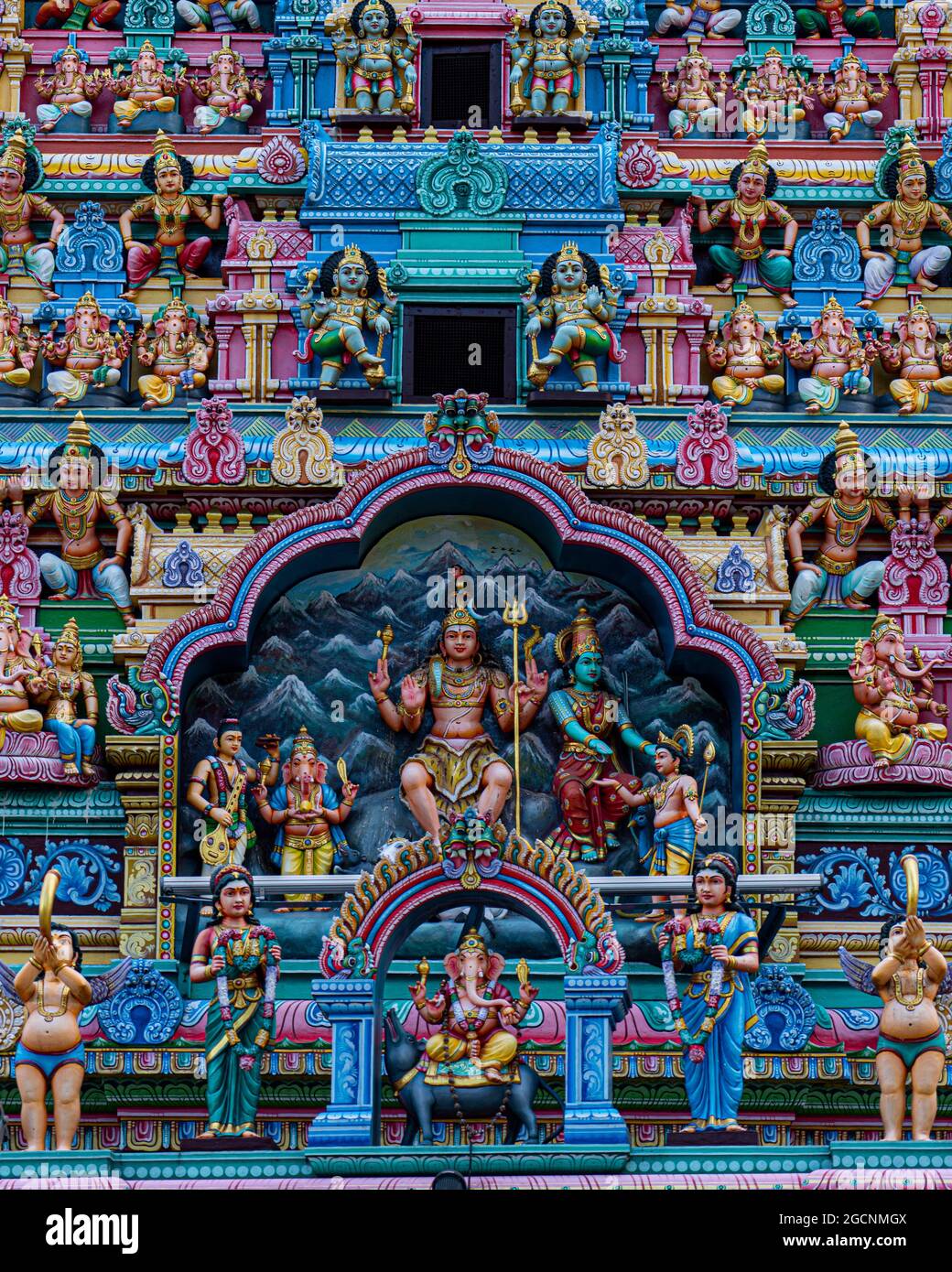 Exterior Facade Of Sri Layan Sithi Vinayagar Temple Hindu Temple Located In Chinatown In Singapore Stock Photo Alamy