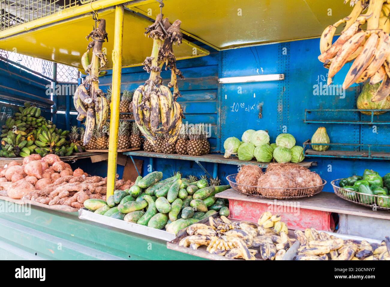Vegetables and fruits stall in Havana, Cuba Stock Photo Alamy