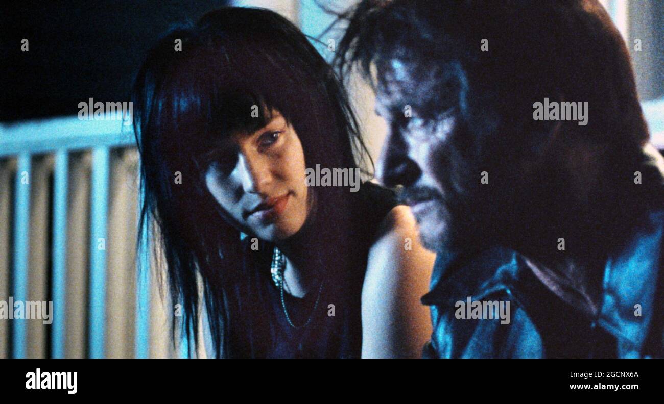 FLAG DAY, from left Dylan Penn, Sean Penn, 2021. © MGM / Courtesy