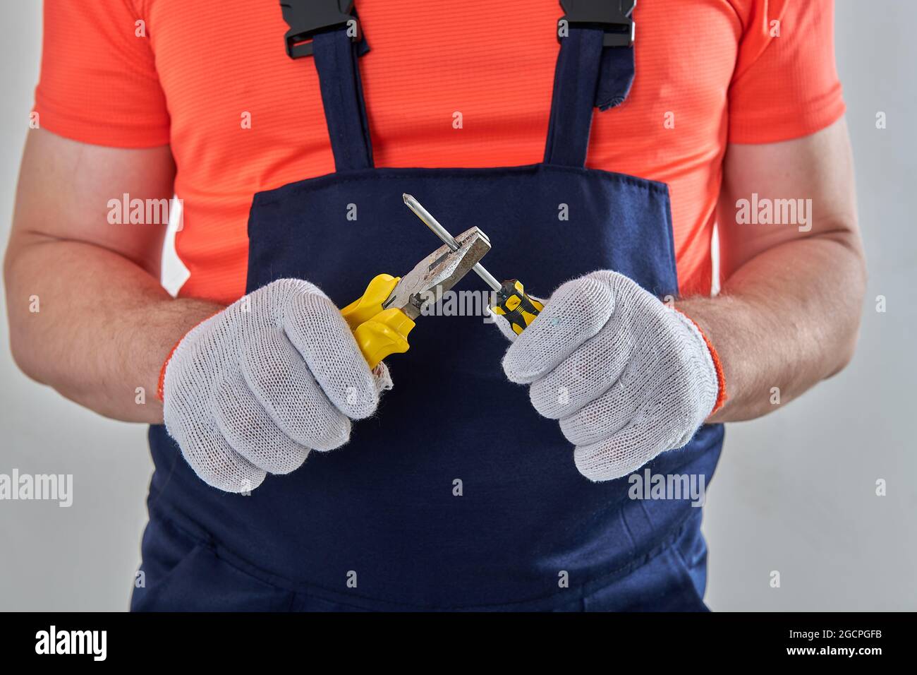 Pneumatic screwdriver hi-res stock photography and images - Alamy
