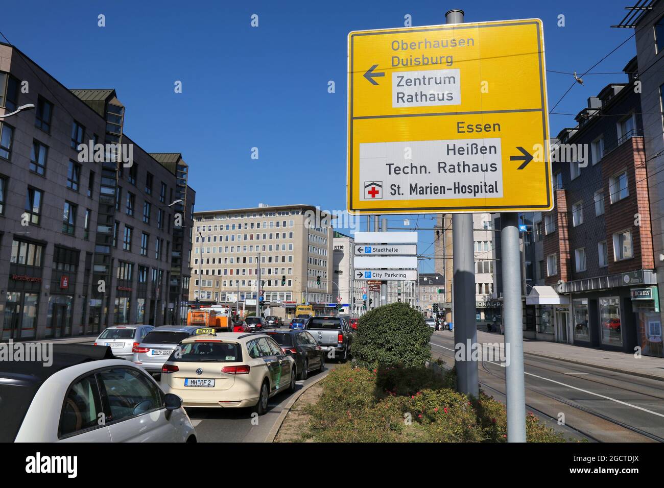 MUELHEIM A.D. RUHR, GERMANY - SEPTEMBER 21, 2020: Car traffic in downtown Muelheim An Der Ruhr, a major city in the state of North Rhine-Westphalia. D Stock Photo