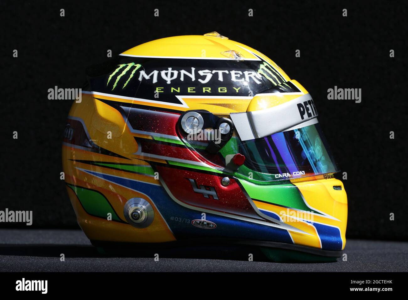 Lewis hamilton hot sale 2013 helmet