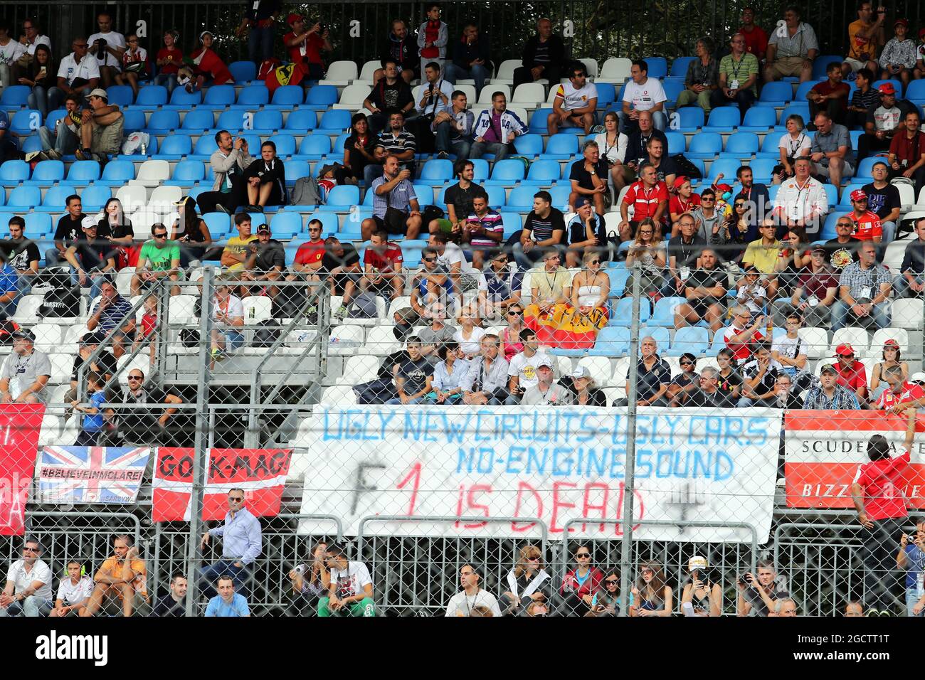 A banner from unhappy F1 fans proclaiming 'F1 is Dead'. Italian Grand Prix, Friday 5th September 2014. Monza Italy. Stock Photo