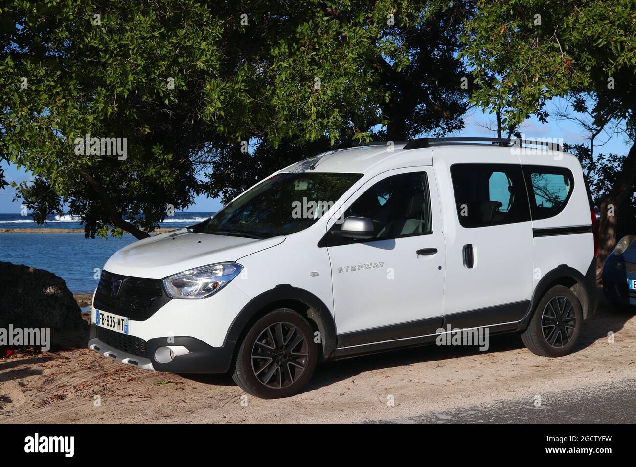 page 6 dacia car high resolution stock photography and images alamy