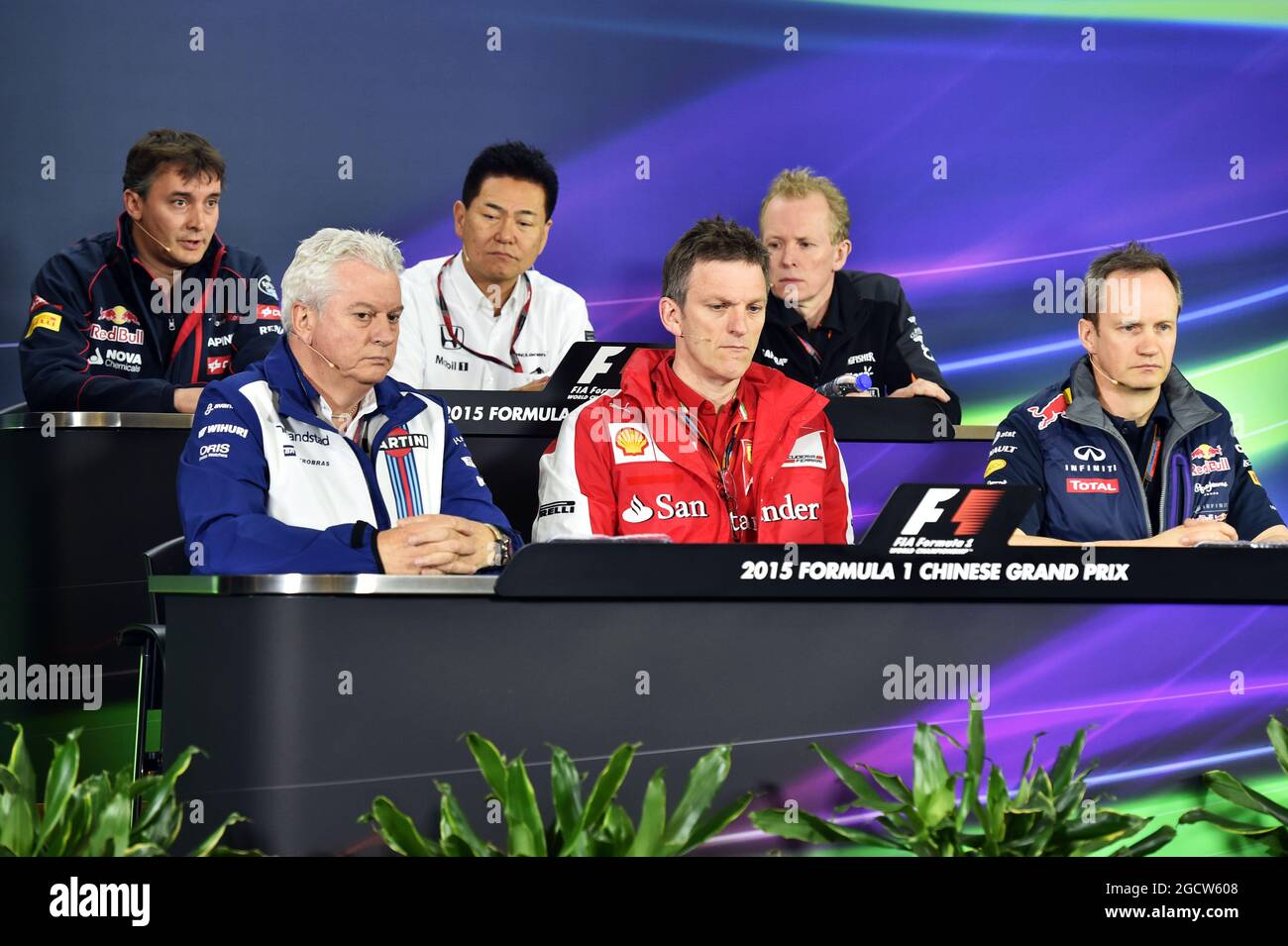 The FIA Press Conference (From back row (L to R)): James Key (GBR) Scuderia Toro Rosso Technical Director; Ayao Komatsu (JPN) Lotus F1 Team Race Engineer; Andrew Green (GBR) Sahara Force India F1 Team Technical Director; Pat Symonds (GBR) Williams Chief Technical Officer; James Allison (GBR) Ferrari Chassis Technical Director; Paul Monaghan (GBR) Red Bull Racing Chief Engineer. Chinese Grand Prix, Friday 10th April 2015. Shanghai, China. Stock Photo