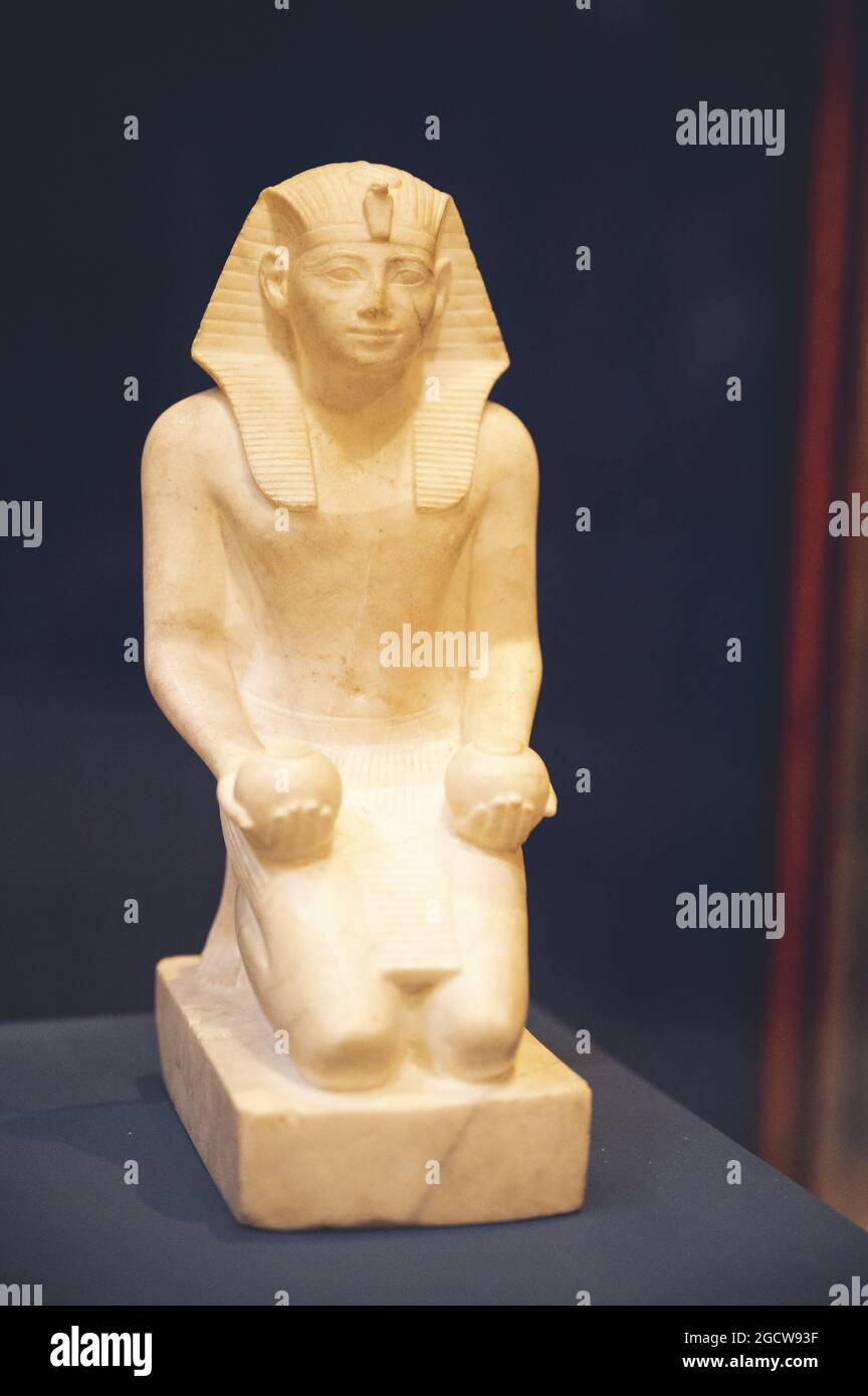 Ancient Egyptian artifact in a museum in Egypt Stock Photo - Alamy