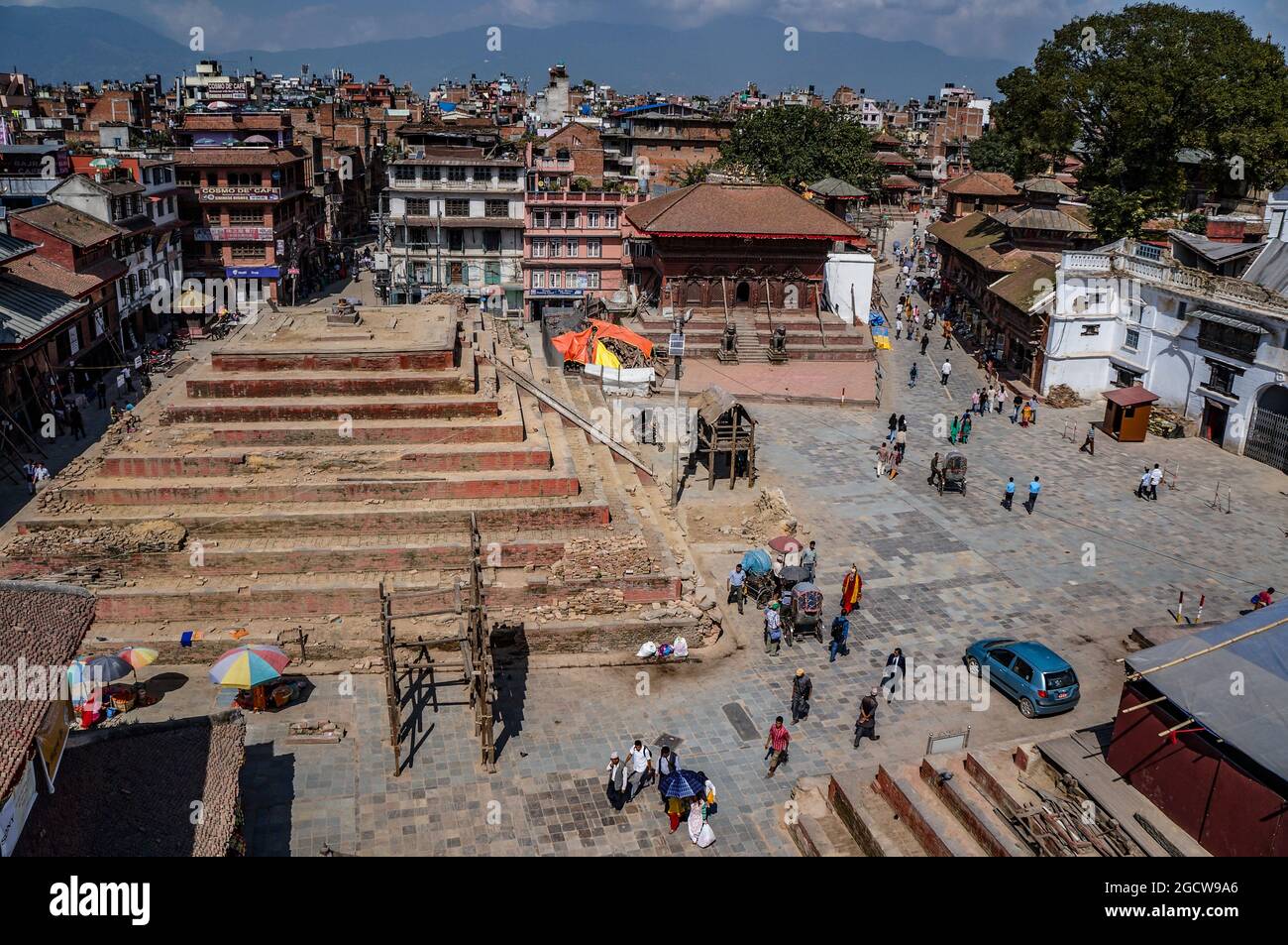 Page 2 Collapsed Temple High Resolution Stock Photography And Images Alamy