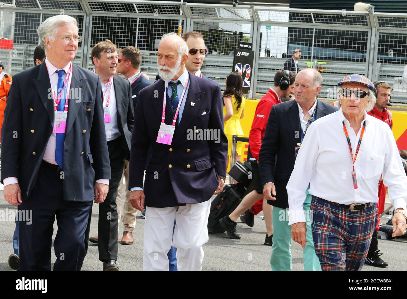 HRH Prince Michael of Kent (GBR) with Jackie Stewart (GBR) (Right) on the grid. British Grand Prix, Sunday 5th July 2015. Silverstone, England. Stock Photo