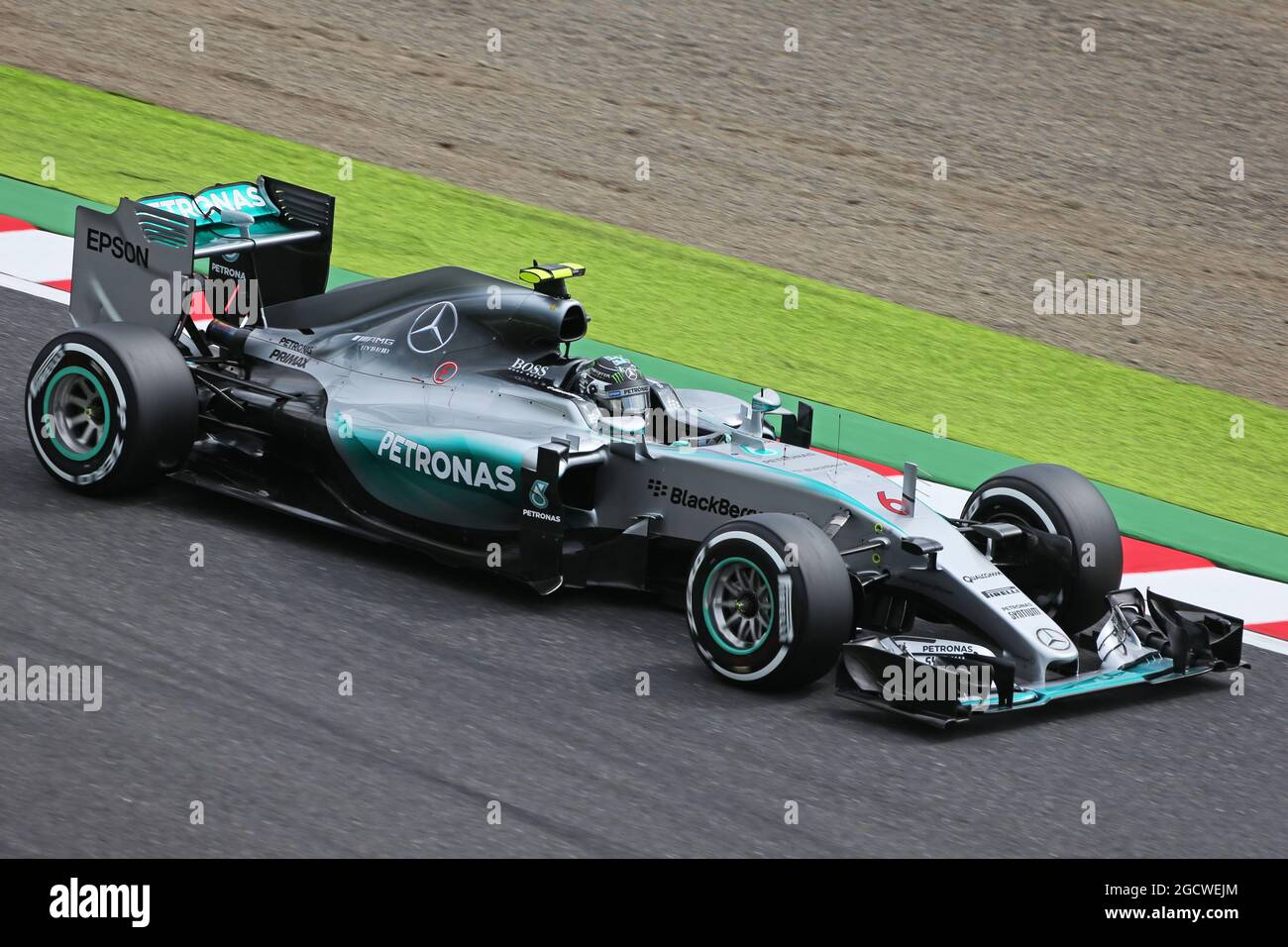 Nico Rosberg (GER) Mercedes AMG F1 W06. Japanese Grand Prix