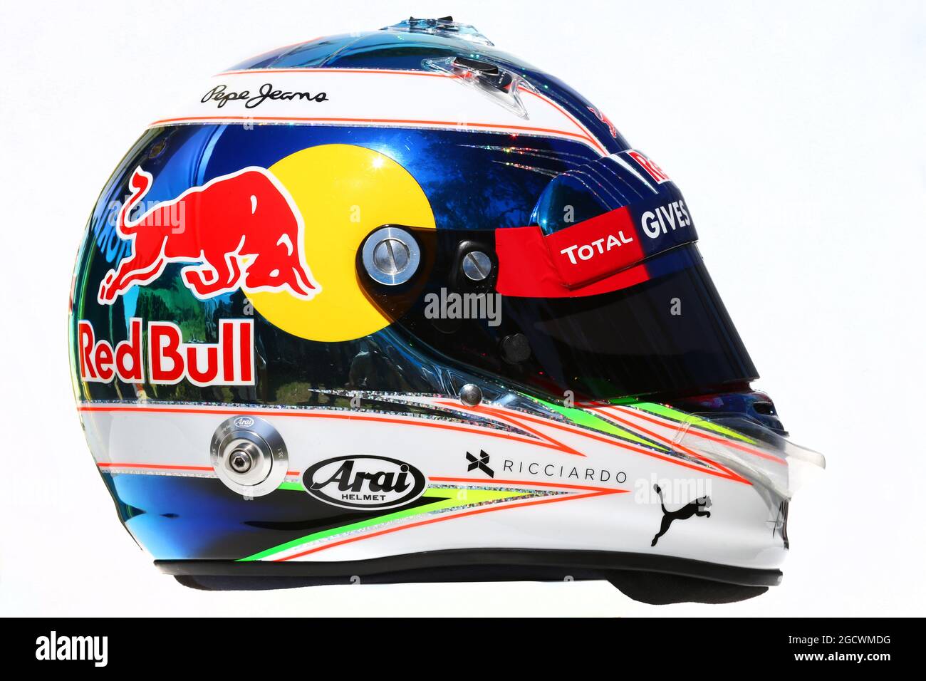 The helmet of Daniel Ricciardo (AUS) Red Bull Racing. Australian Grand  Prix, Thursday 17th March 2016. Albert Park, Melbourne, Australia Stock  Photo - Alamy