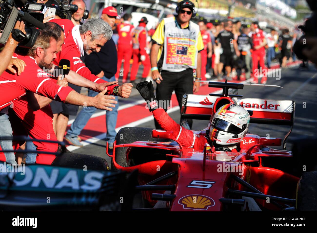 Race winner Sebastian Vettel (GER) Ferrari SF70H celebrates in parc