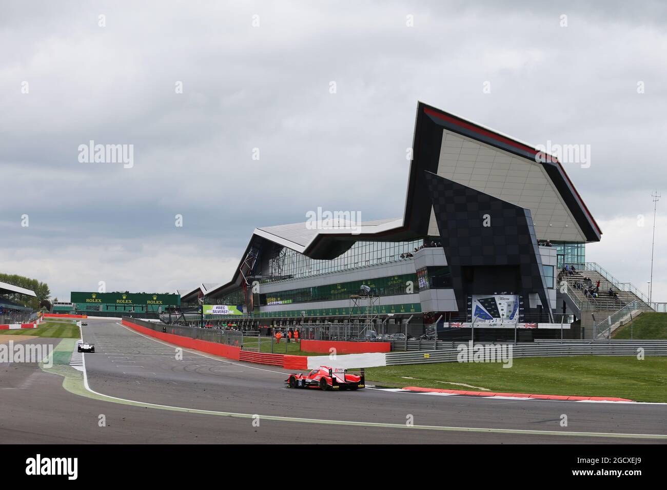 Tor Graves (GBR) / Jean-Eric Vergne (FRA) / Jonathan Hirschi (SUI) / Simon Trummer (SUI) #24 CEFC Manor TRS Racing, Oreca 07 - Gibson . FIA World Endurance Championship, Round 1, Friday 14th April 2017. Silverstone, England. Stock Photo