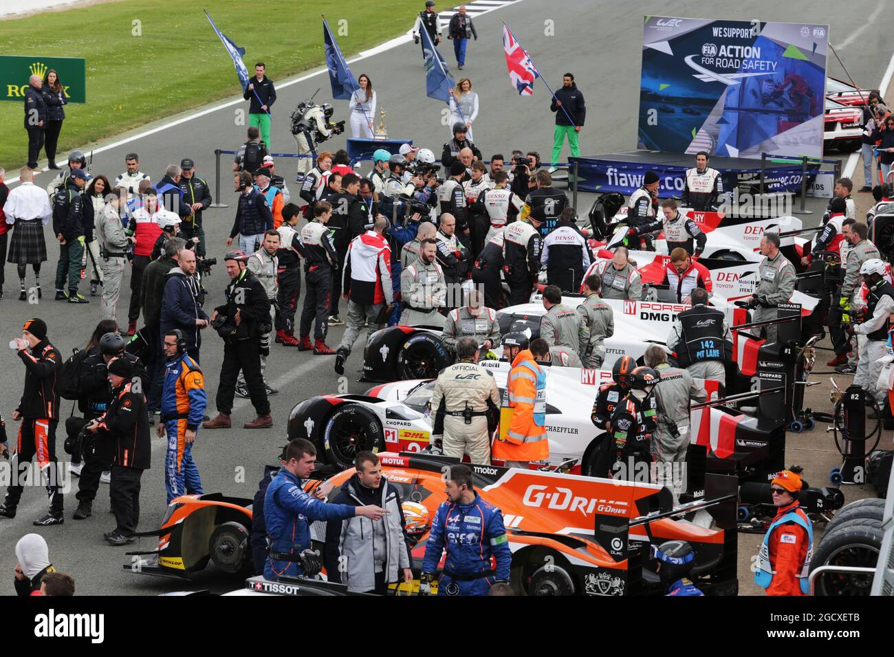 The grid before the start of the race. FIA World Endurance Championship, Round 1, Sunday 16th April 2017. Silverstone, England. Stock Photo