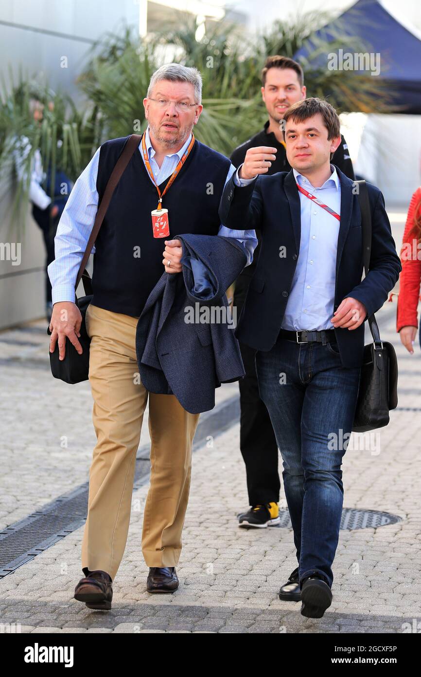 (L to R): Ross Brawn (GBR) Managing Director, Motor Sports with Sergey Vorobyev (RUS) Deputy General Director, OJSC Centre Omega (Sochi Circuit) and Russian GP Promoter. Russian Grand Prix, Thursday 27th April 2017. Sochi Autodrom, Sochi, Russia. Stock Photo