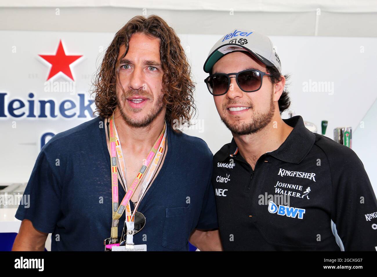 (L to R): Carles Puyol (ESP) Retired Football Player with Sergio Perez (MEX) Sahara Force India F1. Spanish Grand Prix, Sunday 14th May 2017. Barcelona, Spain. Stock Photo