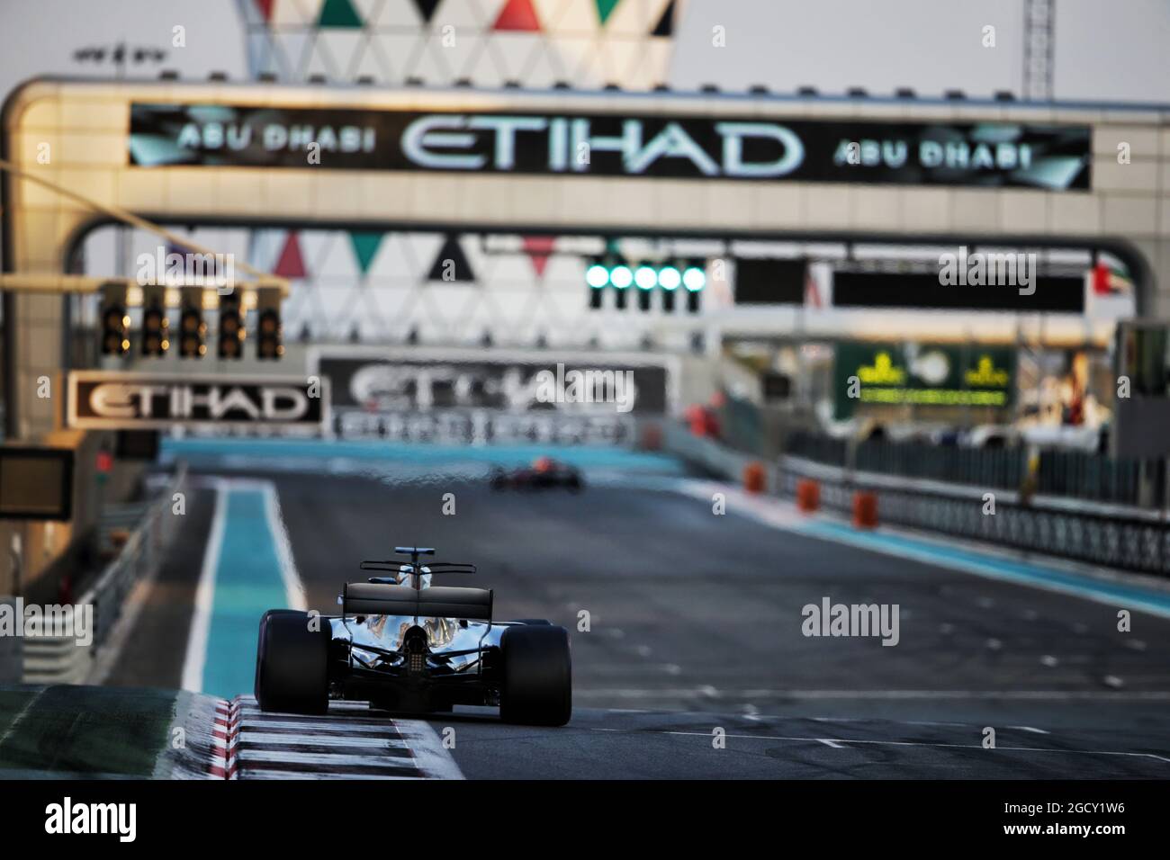 Lewis Hamilton (GBR) Mercedes AMG F1 W08. Abu Dhabi Grand Prix ...