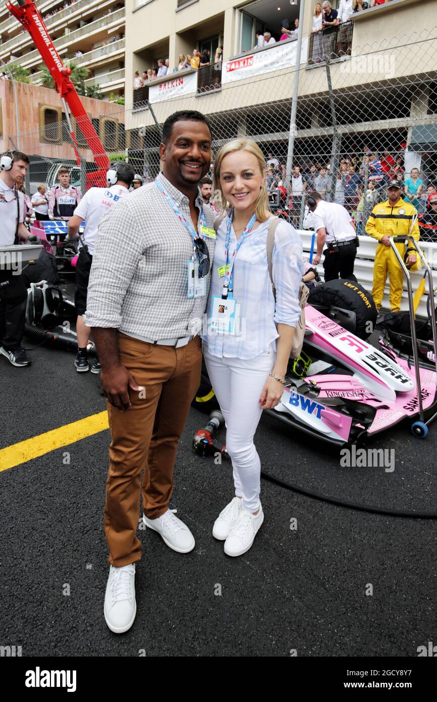 Alfonso Ribeiro (USA) Actor and his wife Angela Riberio (USA) on the grid with the Sahara Force India F1 Team. Monaco Grand Prix, Sunday 27th May 2018. Monte Carlo, Monaco. Stock Photo