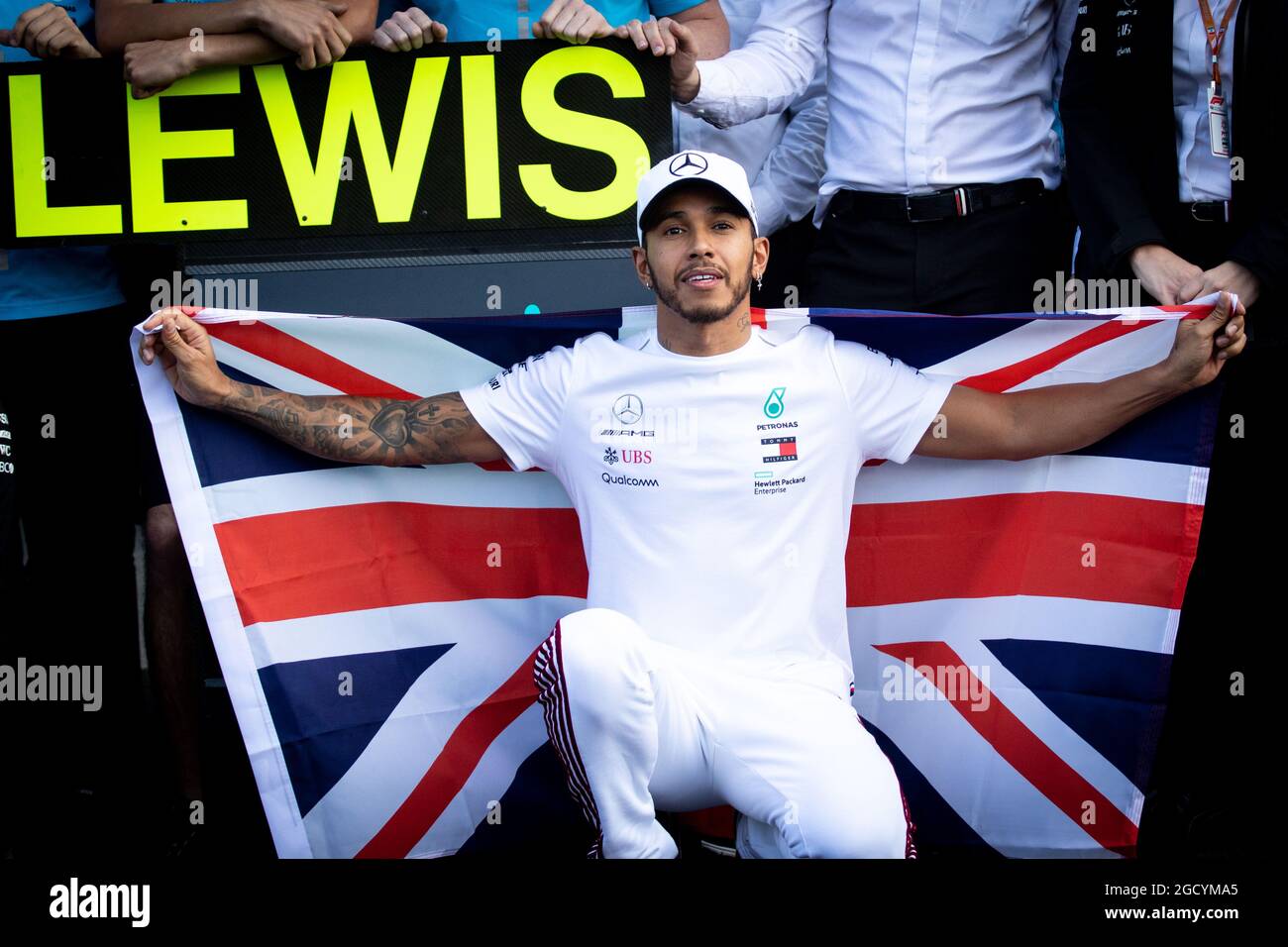 Lewis Hamilton (GBR) Mercedes AMG F1 celebrates winning the World  Championship with the team. Mexican Grand Prix, Sunday 28th October 2018.  Mexico City, Mexico Stock Photo - Alamy