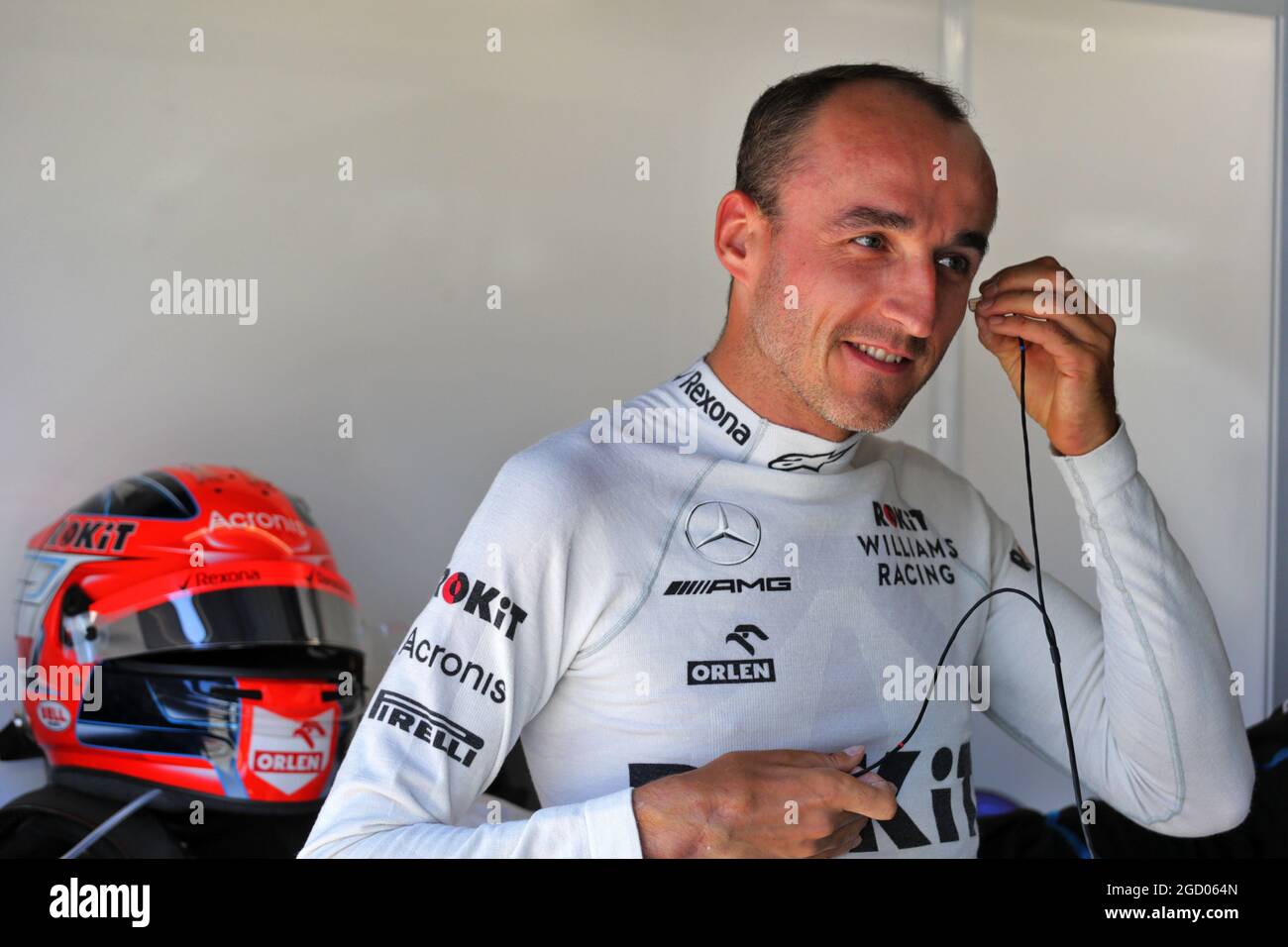 Что надо чтоб стать гонщиком. Себастьян феттель. Феттель формула 1. Мужской портрет гонщик. Как стать гонщиком формулы 1.