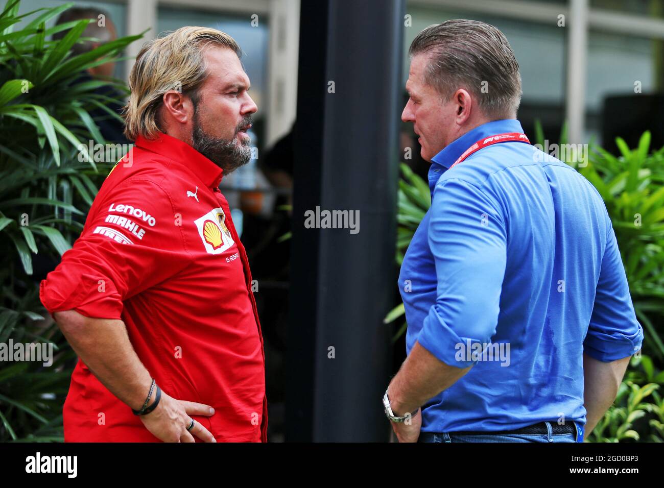 (L to R): Gino Rosato (CDN) Ferrari with Jos Verstappen (NLD). Singapore Grand Prix, Friday 20th September 2019. Marina Bay Street Circuit, Singapore. Stock Photo