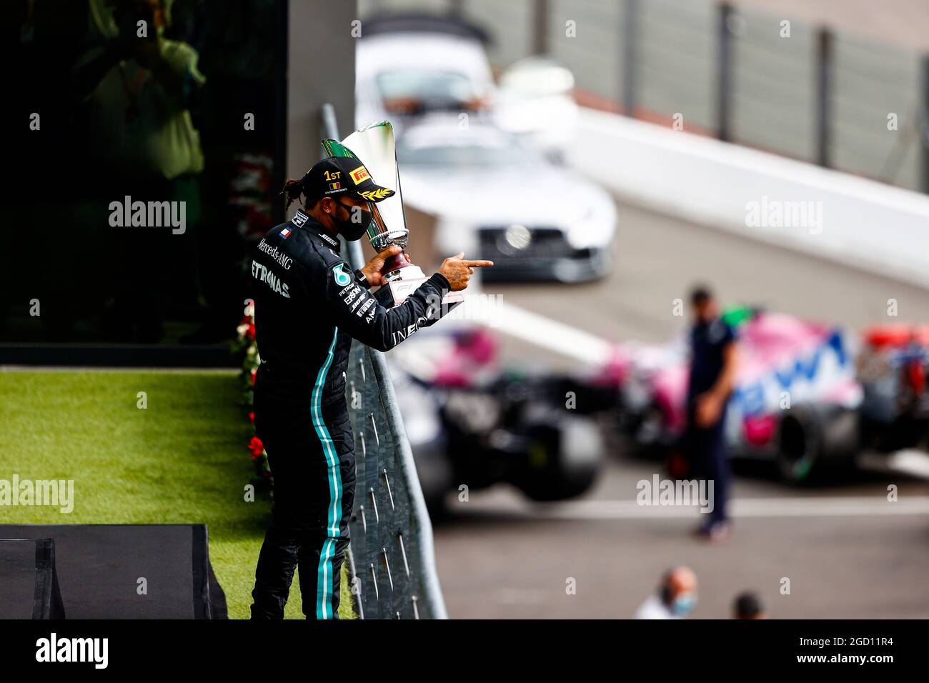 Race winner Lewis Hamilton (GBR) Mercedes AMG F1 celebrates on the ...