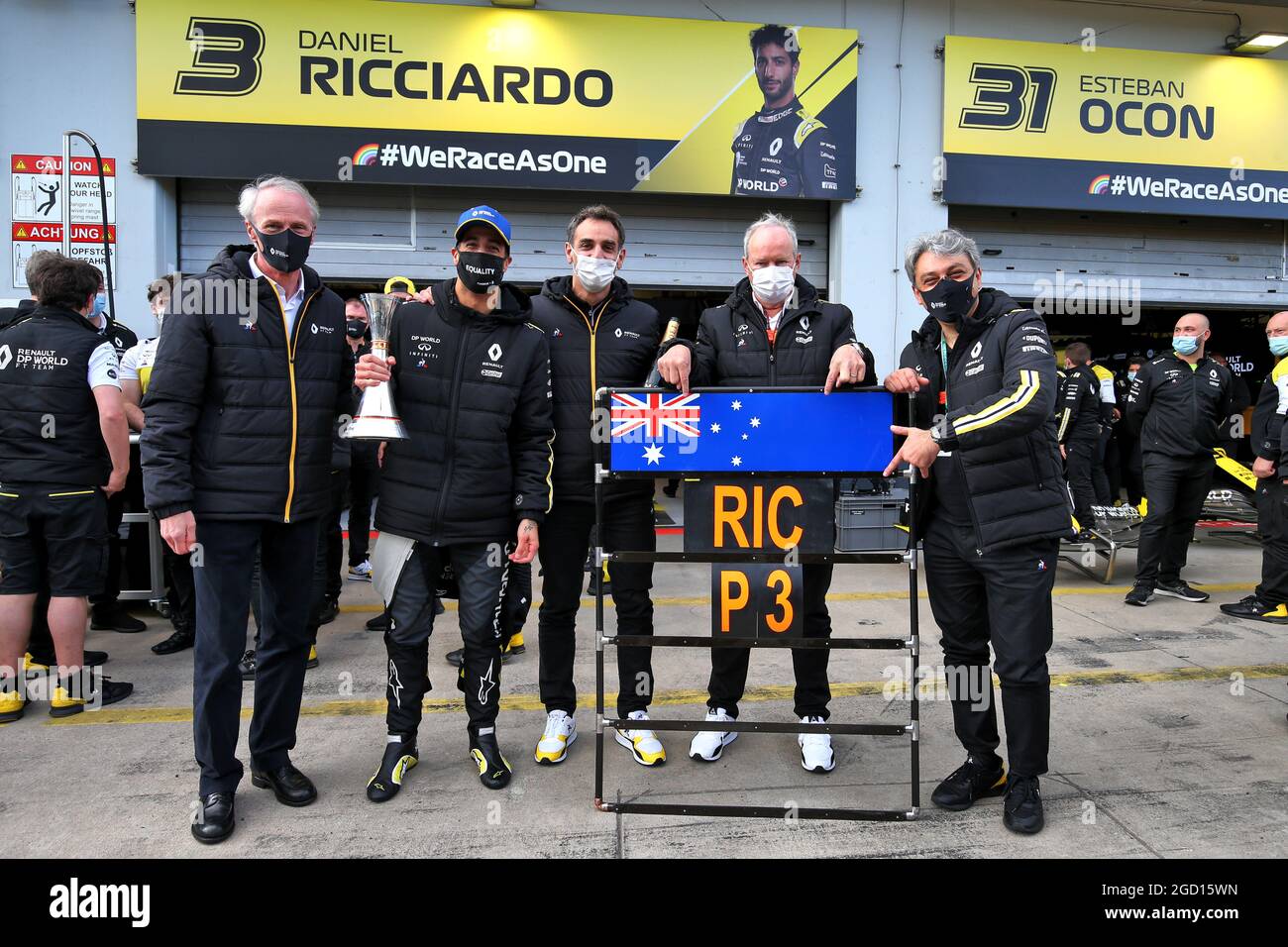 Renault F1 Team celebrates third position for Daniel Ricciardo (AUS)  Renault F1 Team (L to R): Jean-Dominique Senard (FRA) Renault Chairman;  Daniel Ricciardo (AUS) Renault F1 Team; Cyril Abiteboul (FRA) Renault Sport