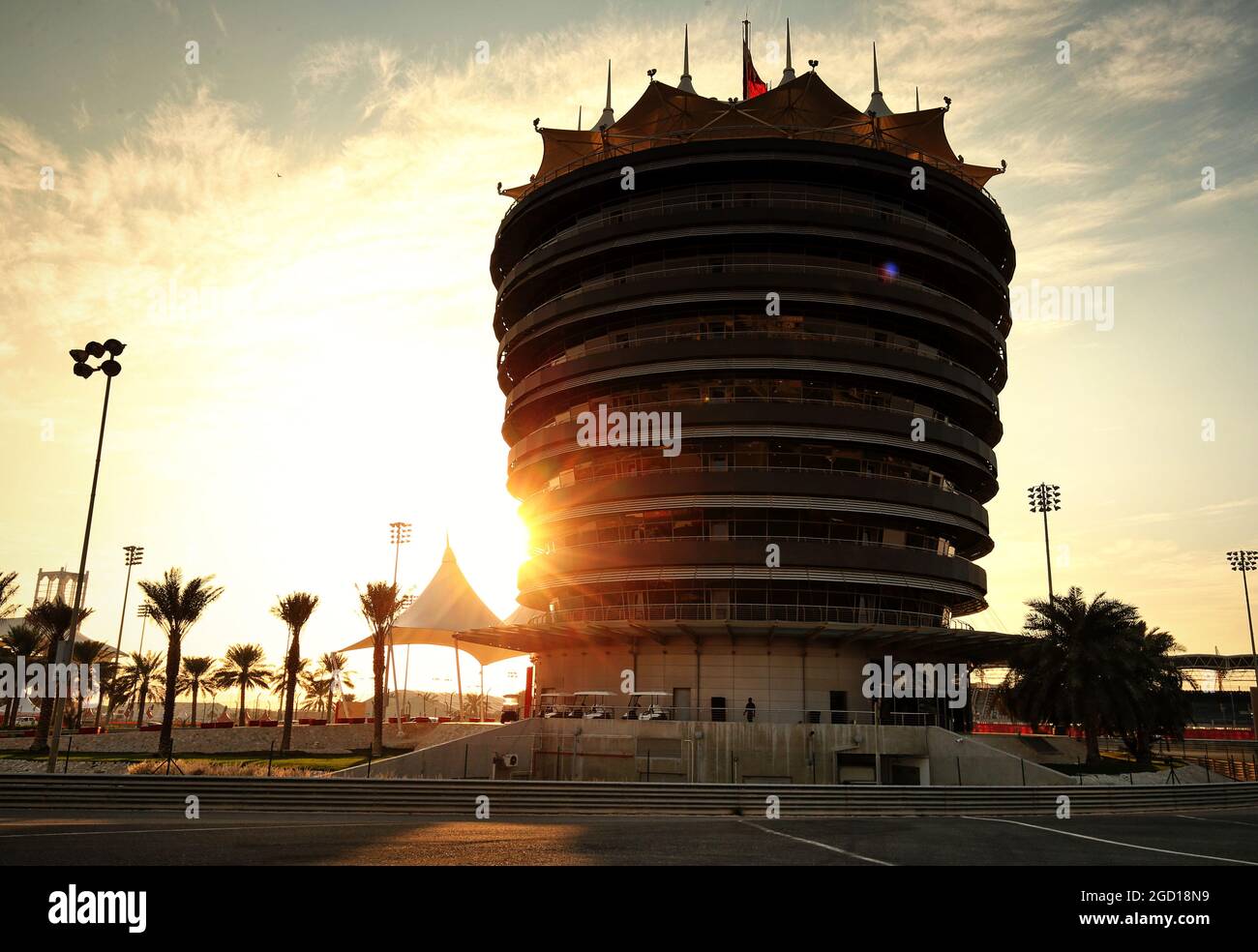 Circuit atmosphere - sunset. Bahrain Grand Prix, Thursday 26th November 2020. Sakhir, Bahrain. Stock Photo
