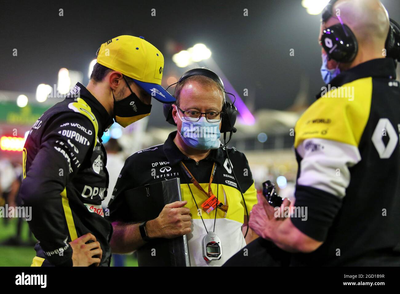 Esteban Ocon (FRA) Renault F1 Team on the grid with Mark Slade (GBR) Renault F1 Team Race Engineer. Sakhir Grand Prix, Sunday 6th December 2020. Sakhir, Bahrain. Stock Photo