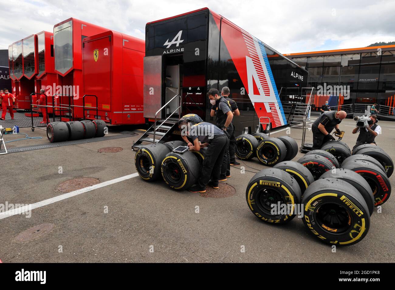 Pirelli tyres used by alpine f1 team hi-res stock photography and ...
