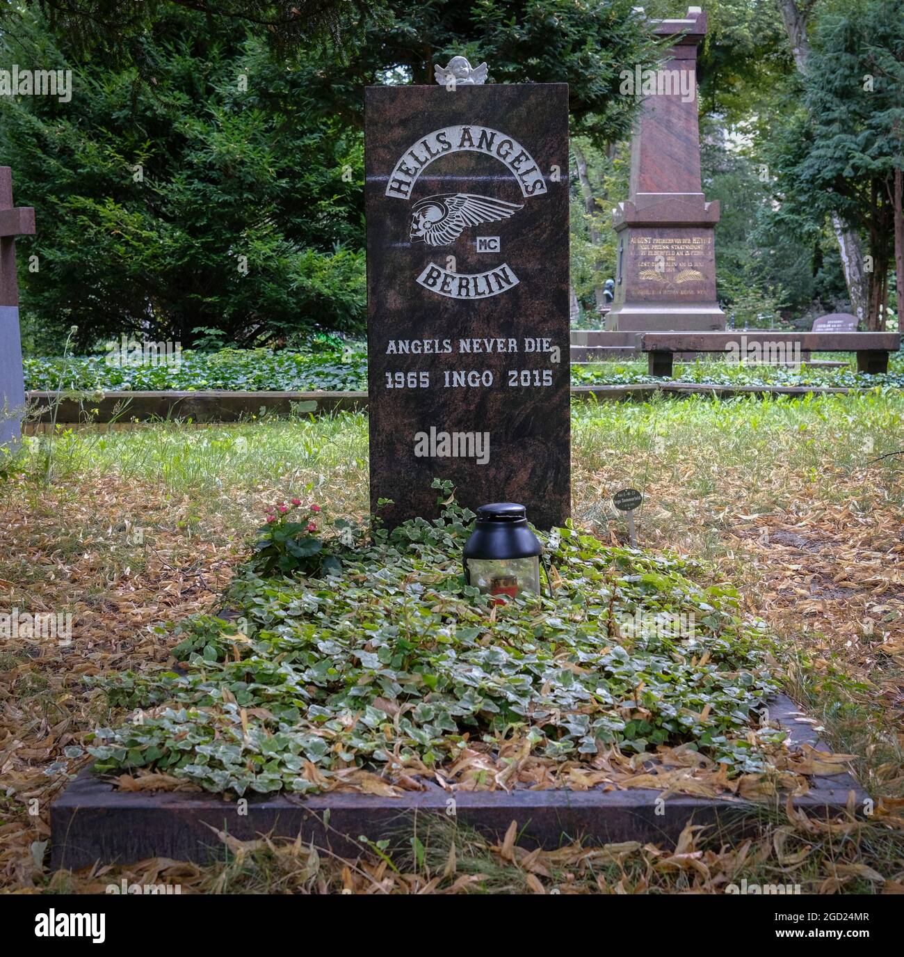 Hells Angel Grave in Alter St.-Matthäus-Kirchhof Berlin, Germany Stock Photo