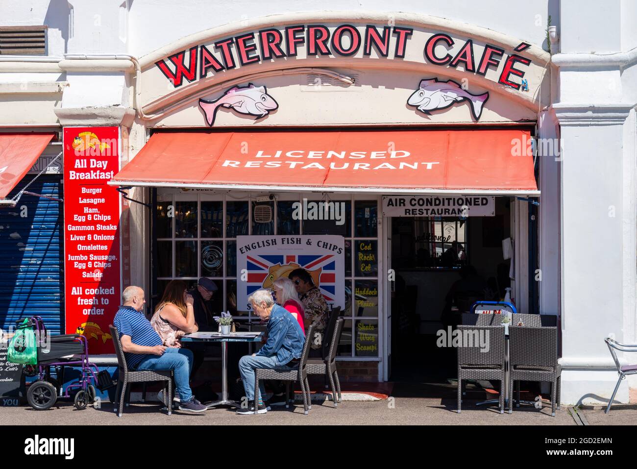 Southend on sea fish chips cafe hires stock photography and images Alamy
