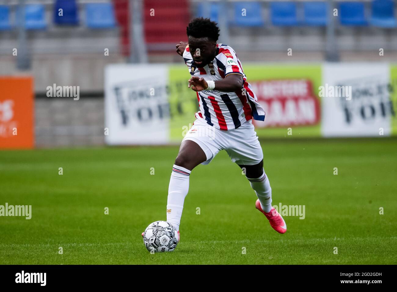 TILBURG, NETHERLANDS - AUGUST 10: Leeroy Owusu of Willem II during the Pre-season Friendly match between Willem II and Royal Excelsior Virton at the Koning Willem II Stadion on August 10, 2021 in Tilburg, Netherlands (Photo by Broer van den Boom/Orange Pictures) Stock Photo