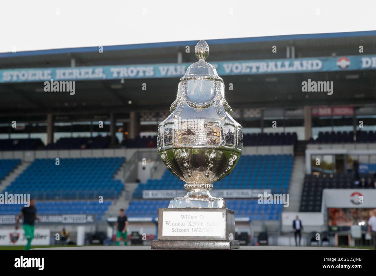 Page 3 - Replica Trophy High Resolution Stock Photography and Images - Alamy
