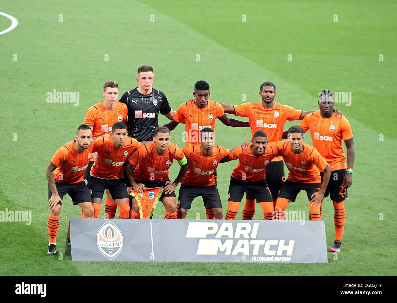 KYIV, UKRAINE - AUGUST 10, 2021 - Players of FC Shakhtar Donetsk pose for a photo before the 2021-22 UEFA Champions League third qualifying round second leg game against KRC Genk at the NSC Olimpiyskiy, Kyiv, capital of Ukraine. Stock Photo