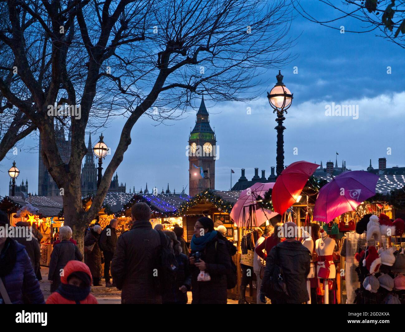London south bank christmas market stalls hires stock photography and images Alamy