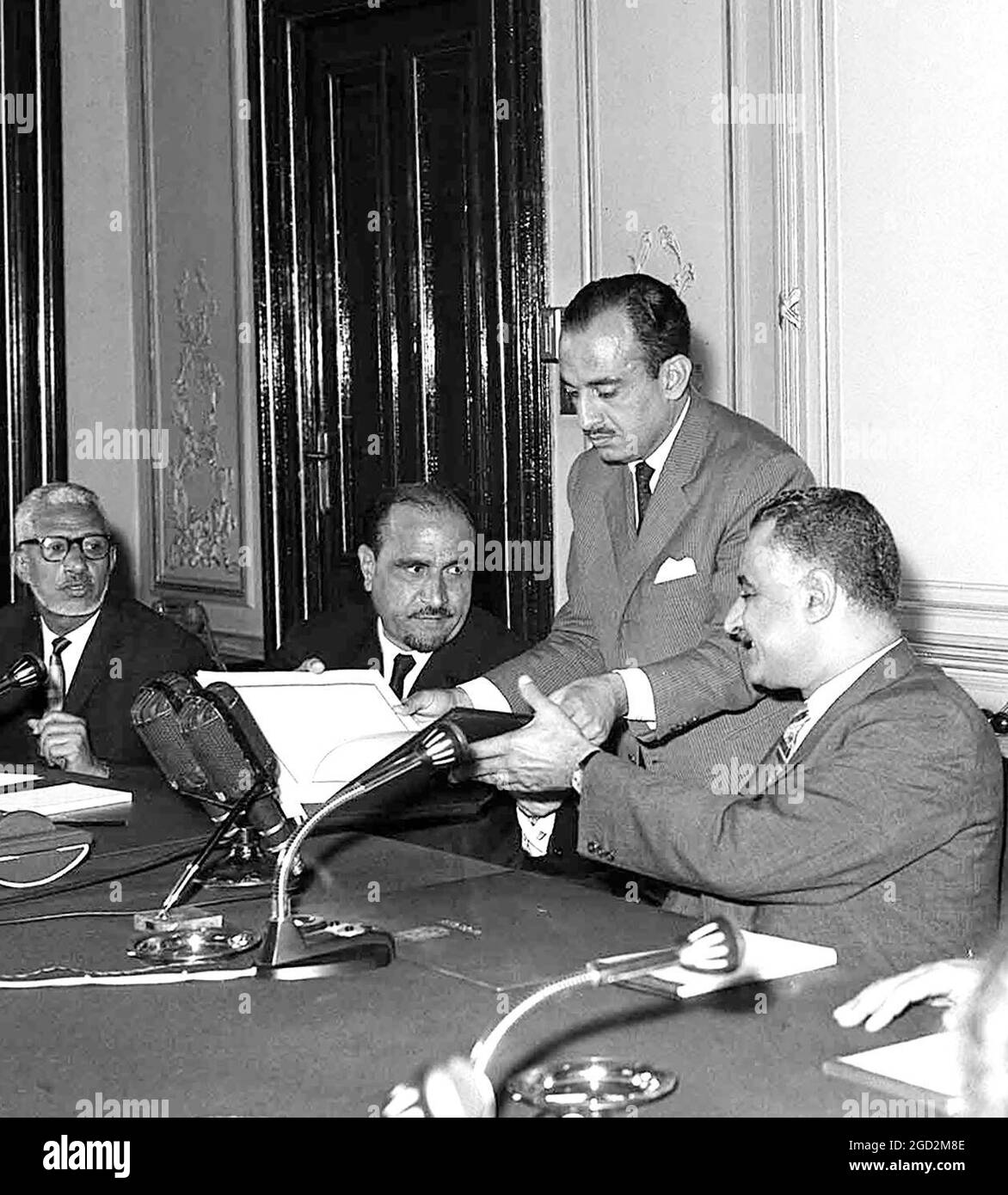 Meeting between Yemen represented by President Abdullah AL Sallal and Egypt headed by Abdel Nasser ca. 14 July 1964 Stock Photo