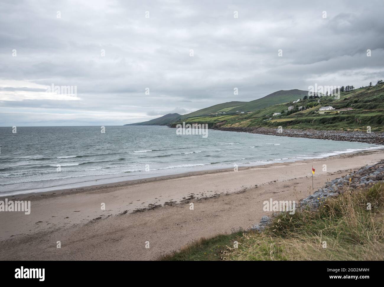 Surfing on the Dingle peninsula...a sandy beach ( Dingle peninsula