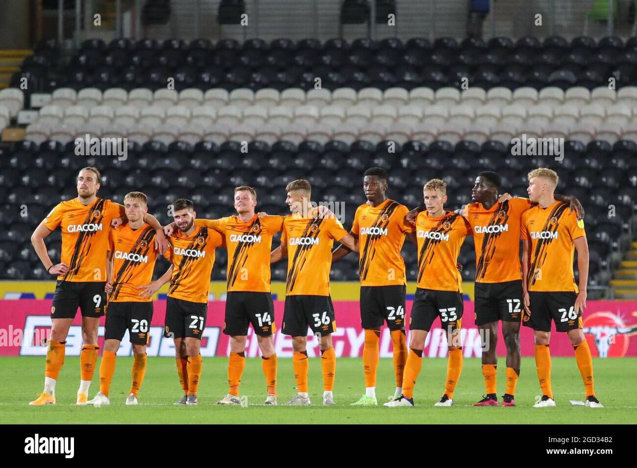 Hull City line up on the half way line during the penalty shoot out Stock Photo