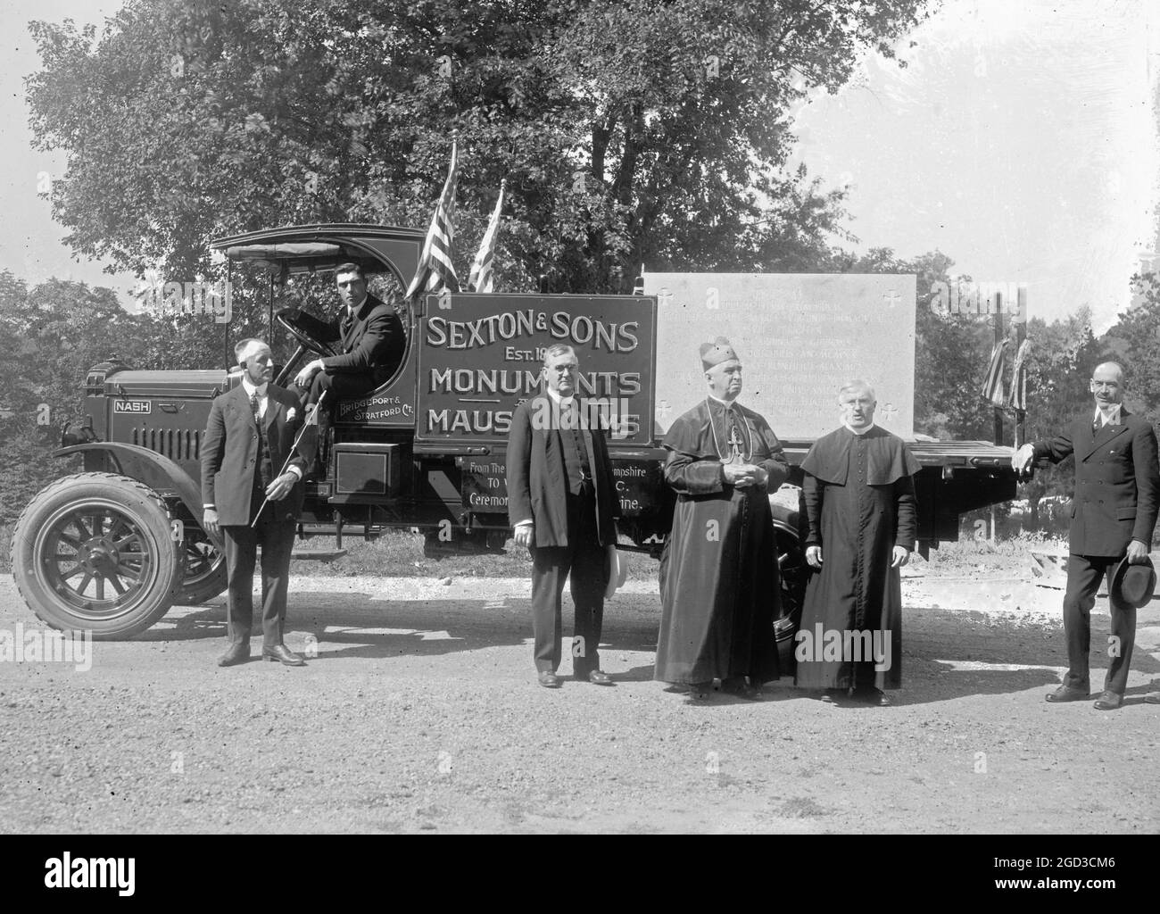 Nash. truck, cornerstone, Immaculate Conception shrine ca.  between 1918 and 1921 Stock Photo