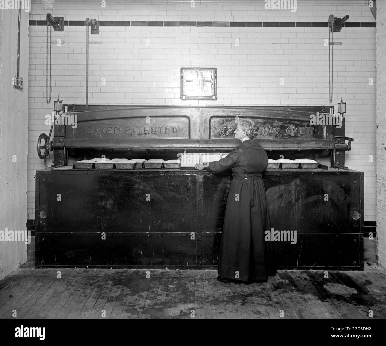 Caking Baking Company Group Ca Between 1918 And 1928 Stock Photo Alamy